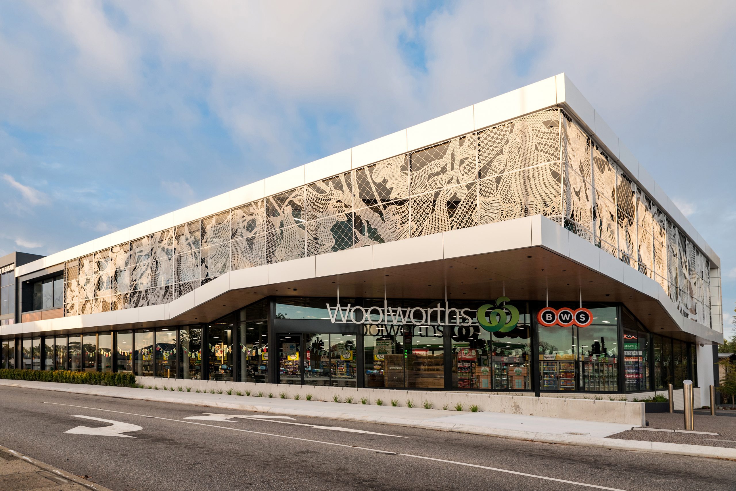 JACARANDA Mount Pleasant Woolworths Lace Fence