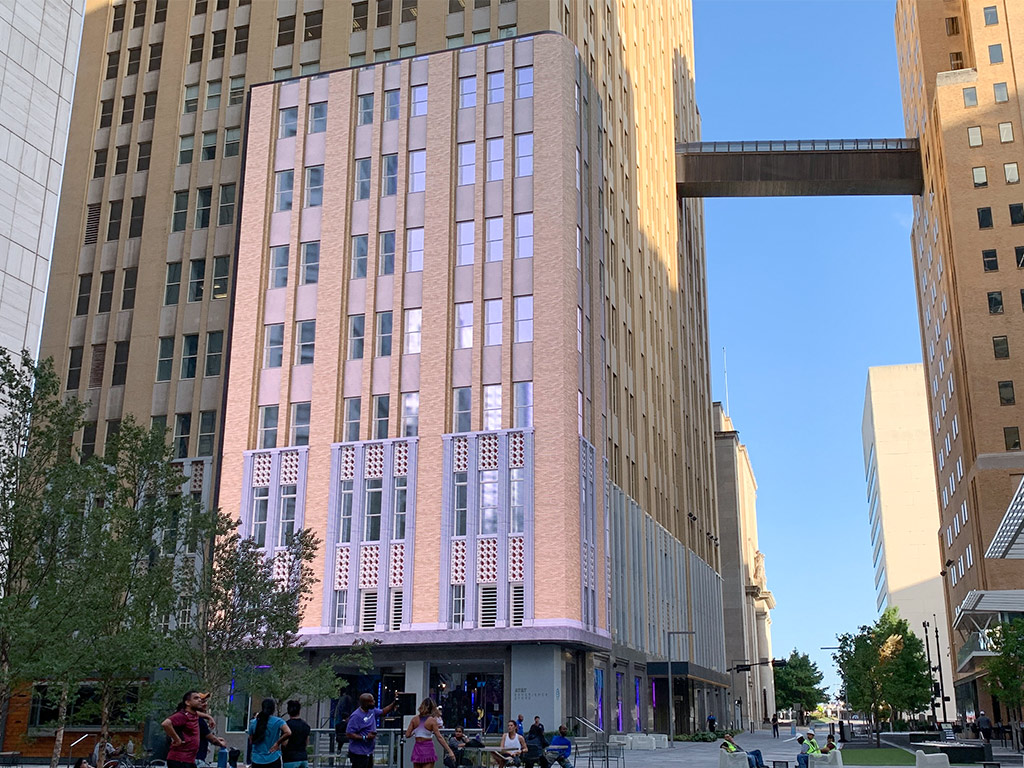 The Media Wall at AT&T Discovery District