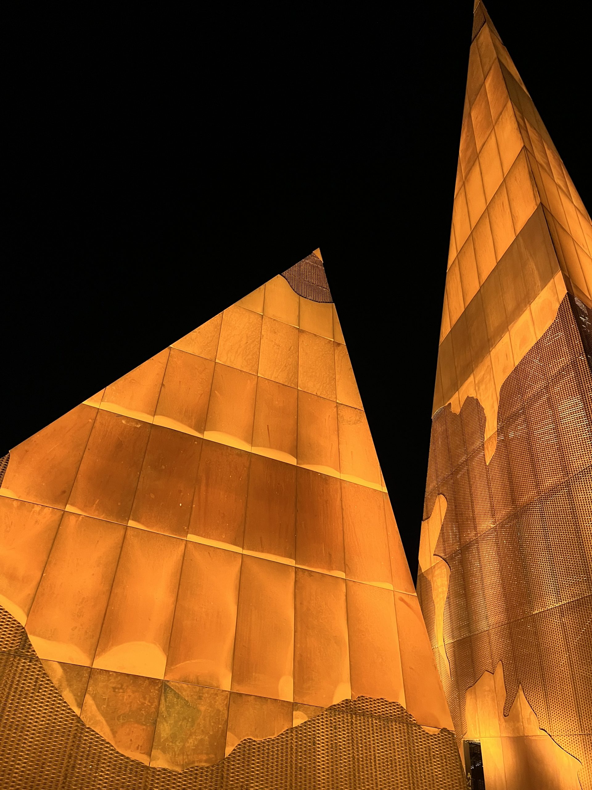 The Peaks – Gateway Sculpture to Salt Lake City International Airport