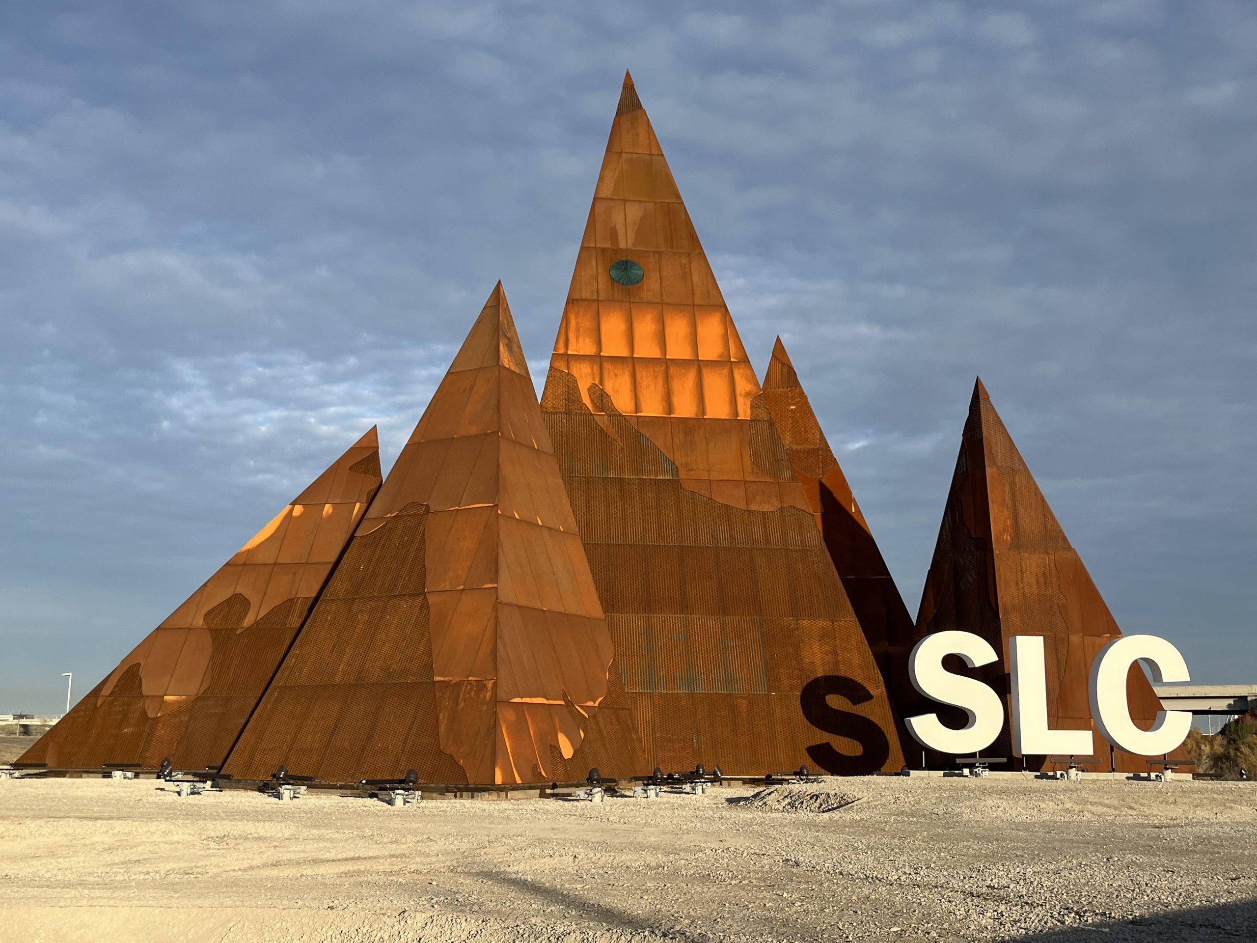 The Peaks – Gateway Sculpture to Salt Lake City International Airport